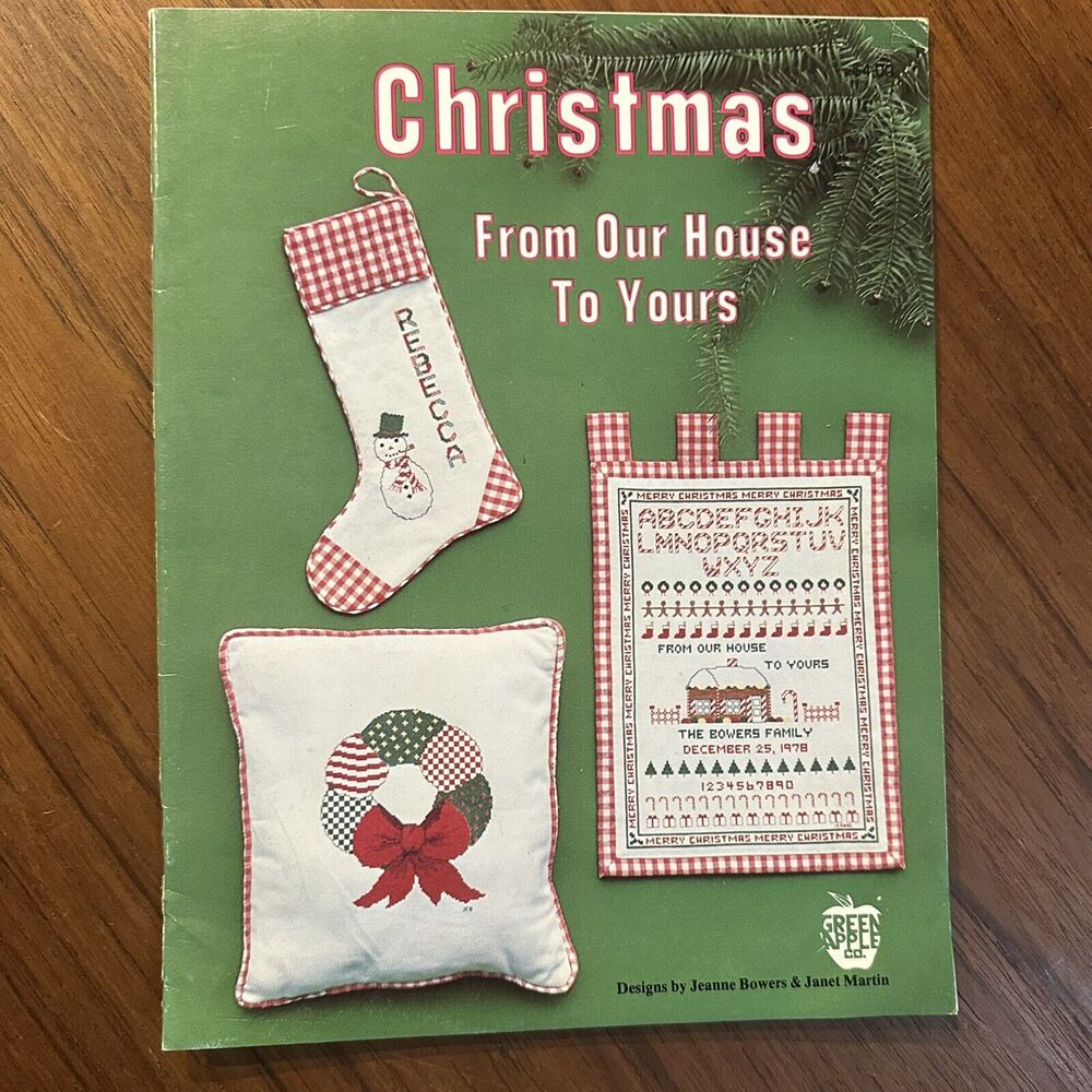 1978 Vintage Green Apple Christmas Snowman Holidays Cross Stitch Patterns Book